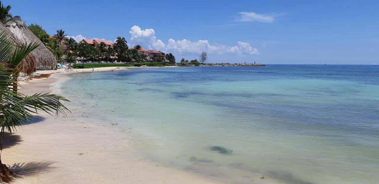 Bed & Breakfast Villa Susana Beach Front House Puerto Aventuras Mexico